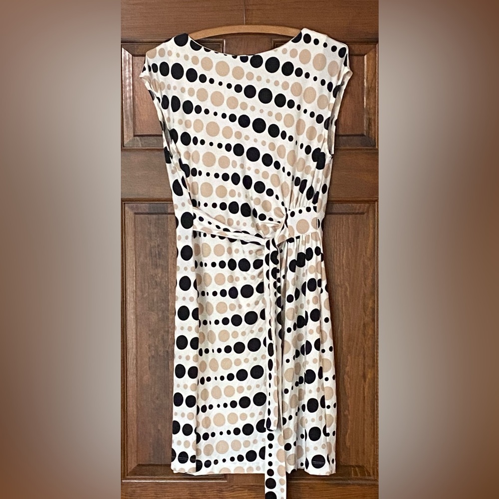 Donna Morgan Polka Dot Sleeveless Dress - Black and Tan
